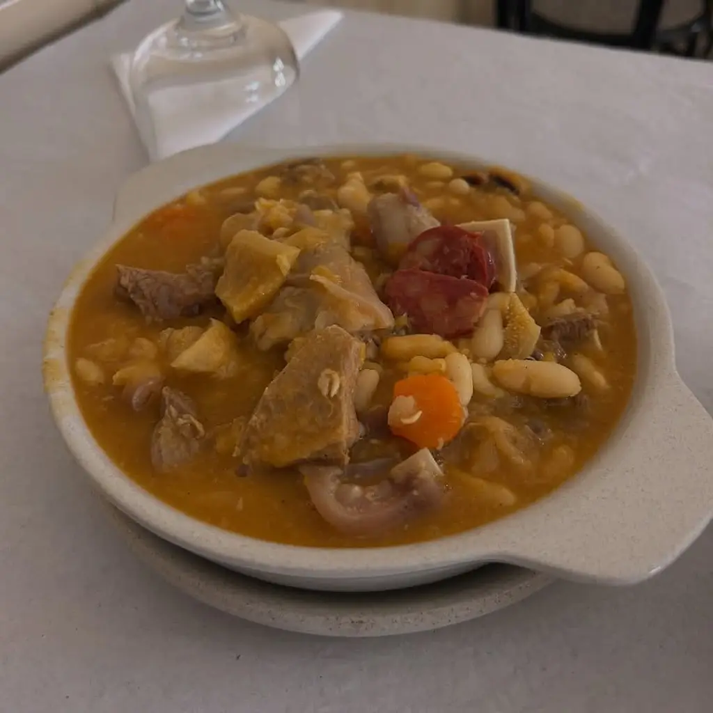 Restaurante/Café Santa Apolónia_Serzedo_slider_image_1