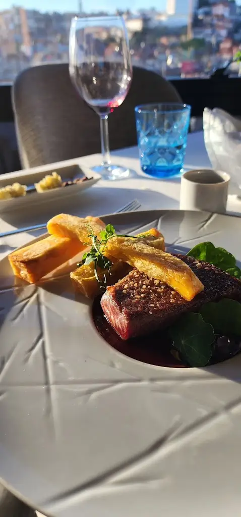 Menu_Divino Restaurant & Lounge_Serzedo_immagine_5