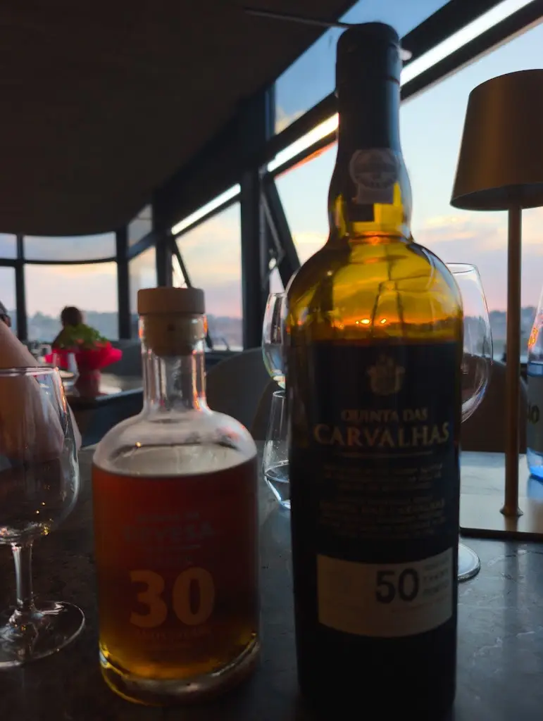 Mike McPherson_Divino Restaurant & Lounge_Serzedo_recensione