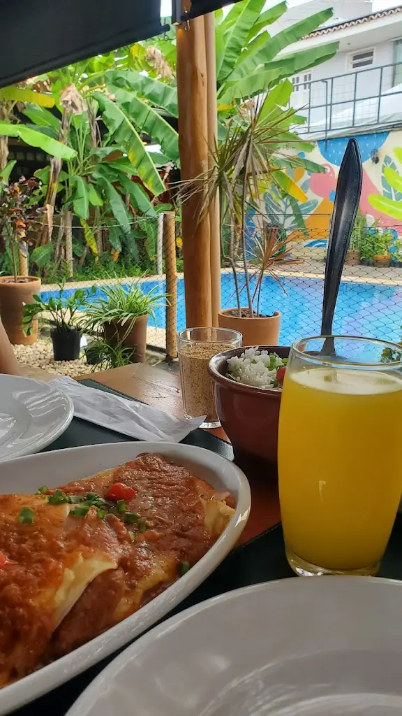 James Albidone_Várzea_Várzea_recensione