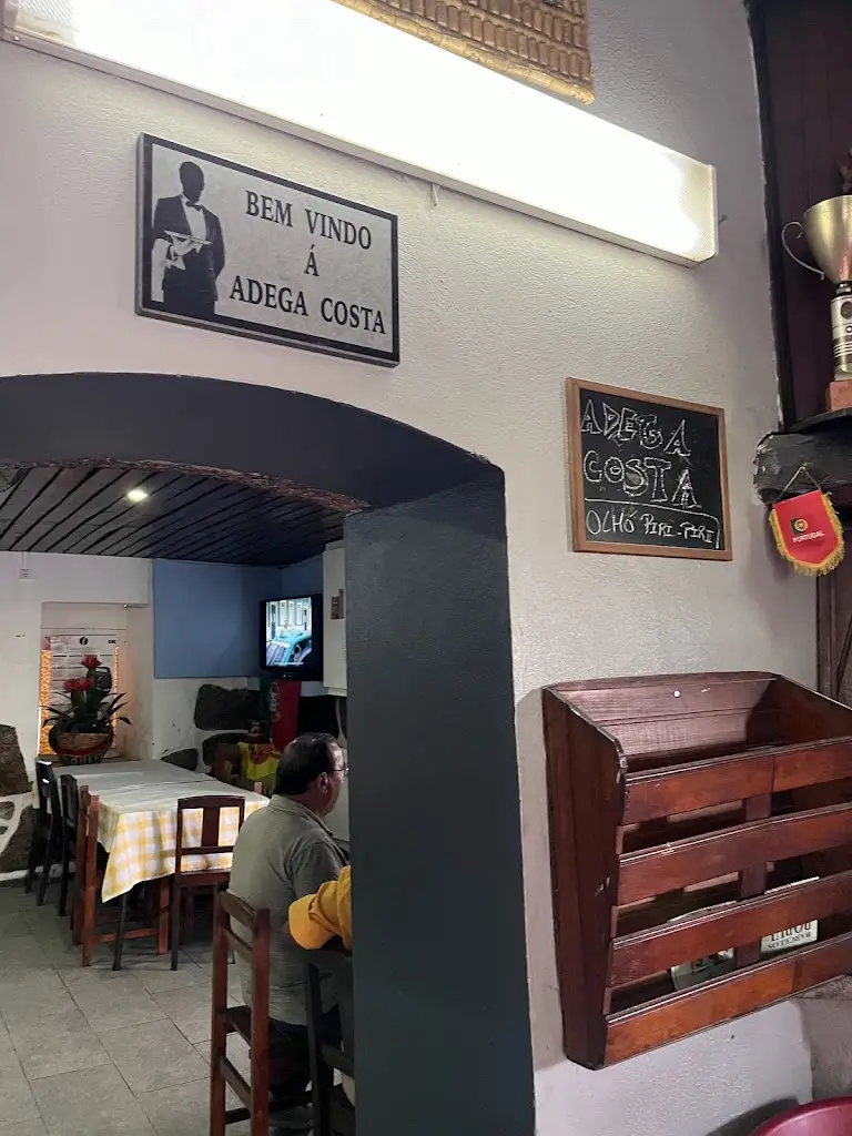 Antonieta Ponce de Leão_Adega Costa_Várzea_Bewertung