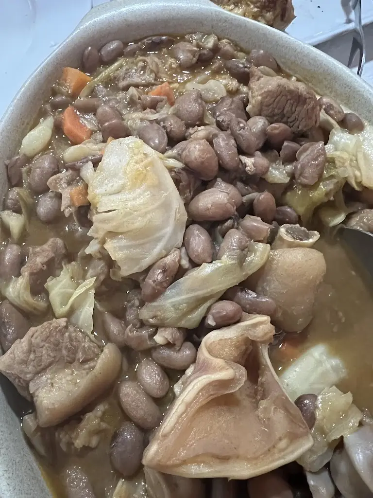 jéssica Quintas_Churrascaria S. José_Vieira do Minho_reseña