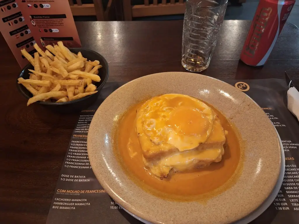 Hélder Rei_Mamacita_Vila Verde_review