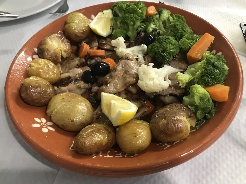 Tiago Carreira_Petúlia_Vila Verde_recensione