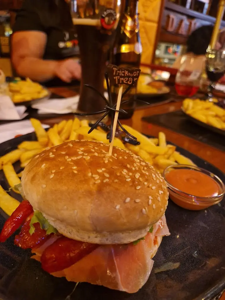 Damabrigo Bar_Vila Verde_slider_image_3