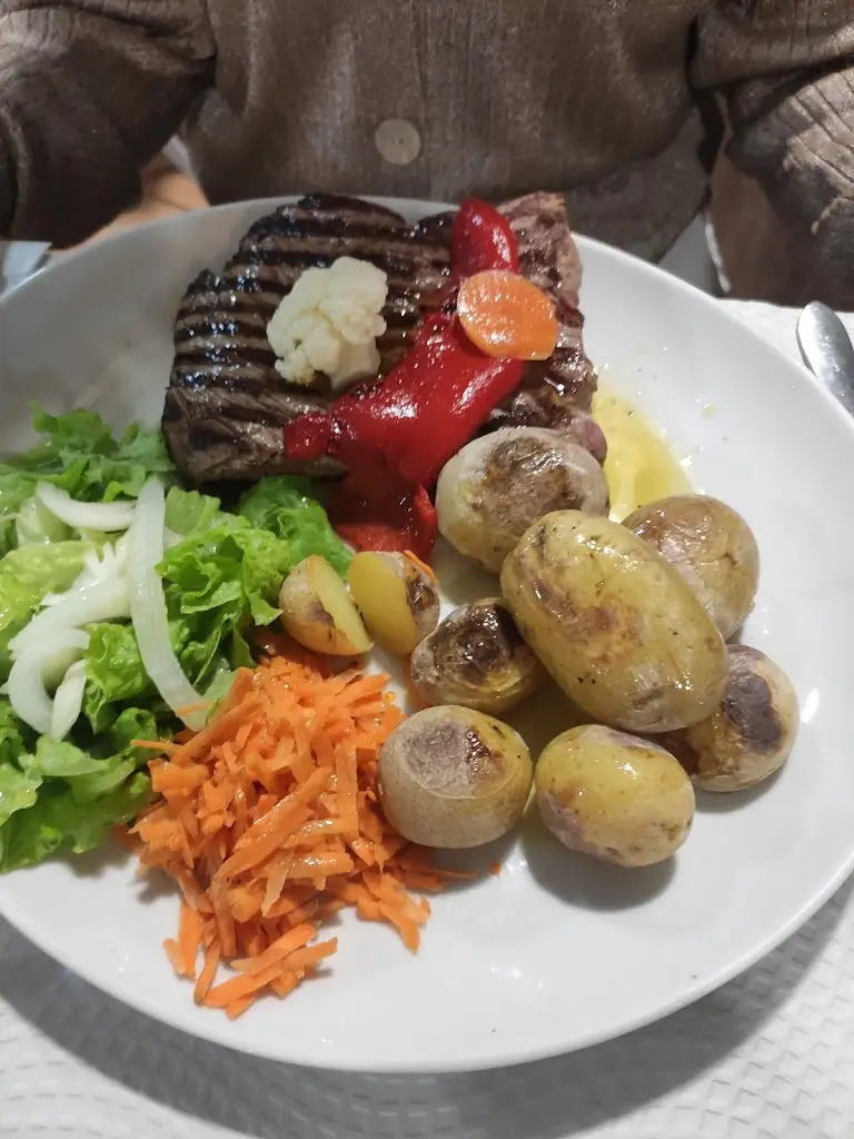 Bruno Martins_Bairral_Alfândega da Fé_review