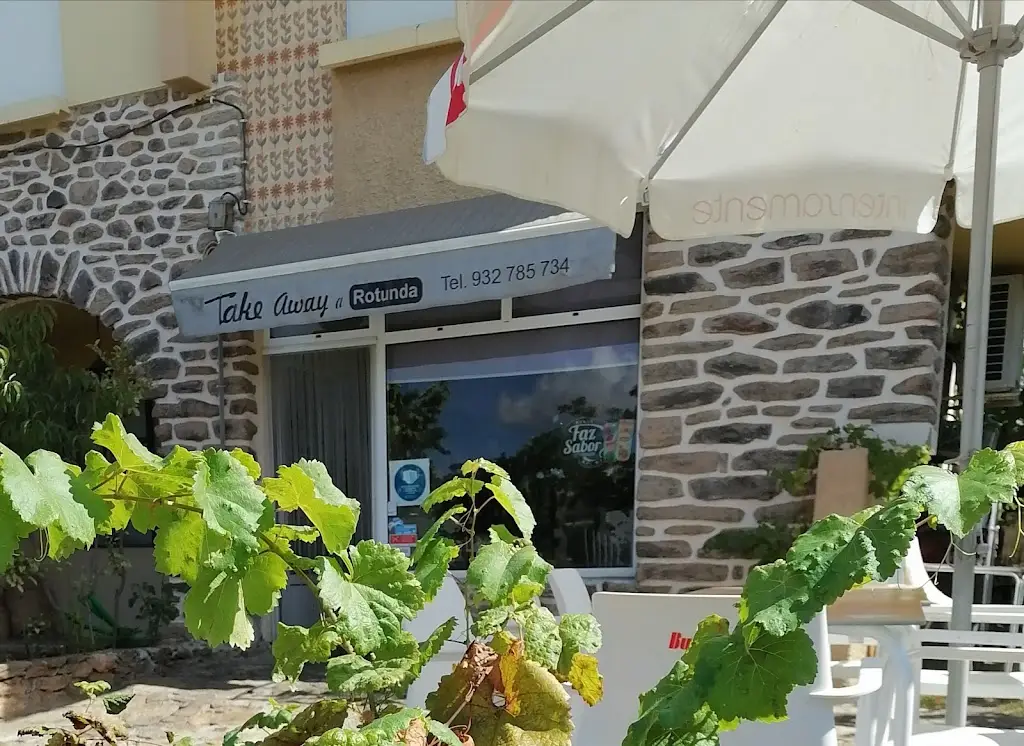 Takeaway A Rotunda ristorante a Alfândega da Fé