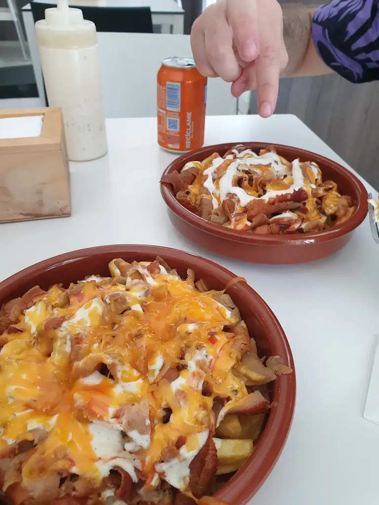 Tomas Porubec_Internacional Sushi Restaurant_Horta_recensione