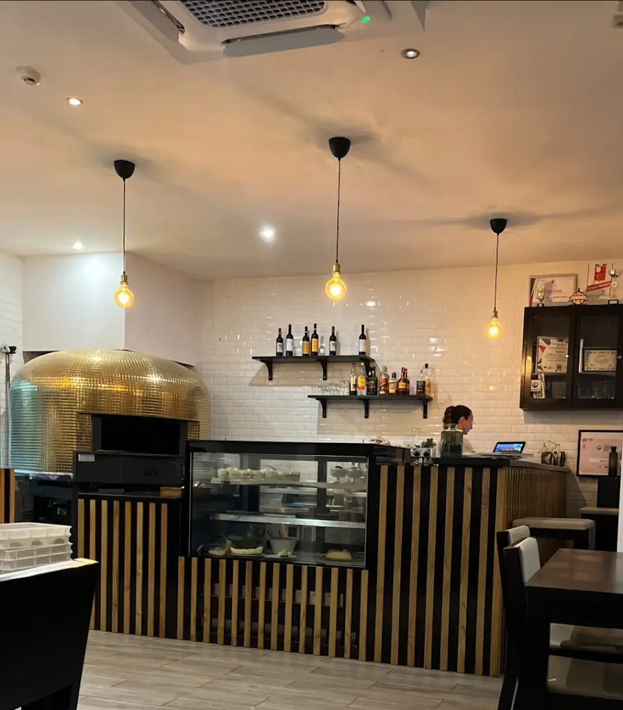 Restaurante Pizzaria Moinho restaurant in Carrazeda de Anciães