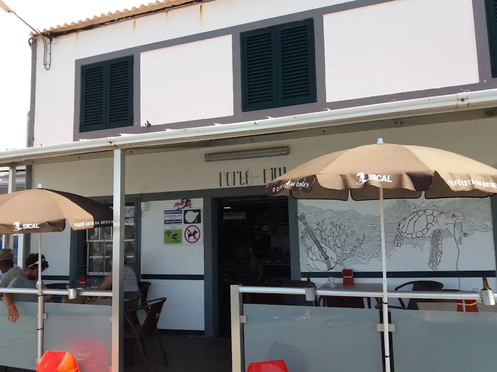 Cafe Do Porto Pim ristorante a Horta