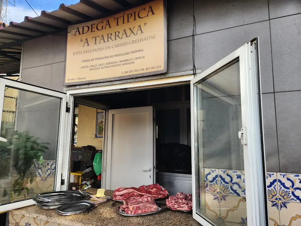 Urban Pilgrim (Urban Pilgrim)_Taverna A Tarraxa_Sendim_recensione