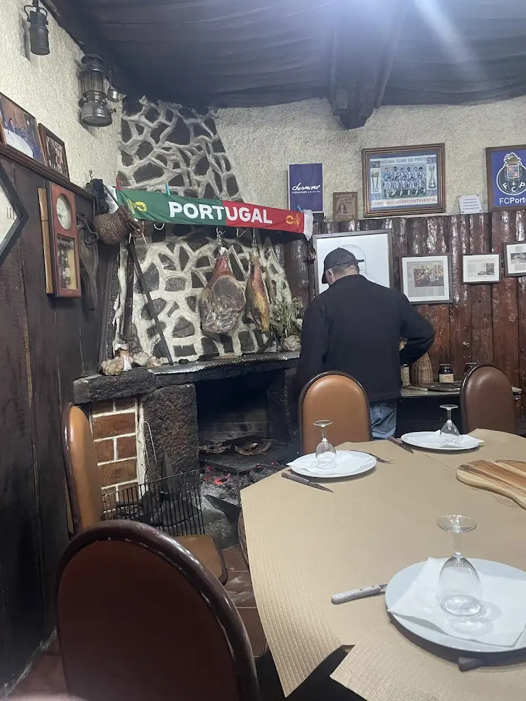 Owen Barnes_Taverna A Tarraxa_Sendim_recensione