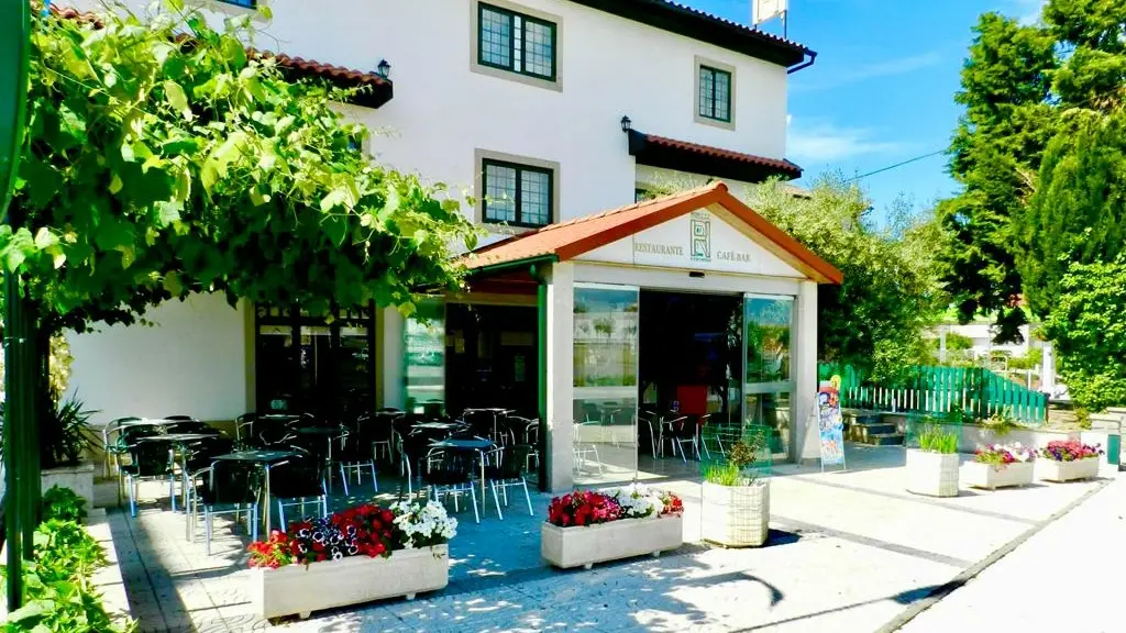 Hotel & Restaurante "O Encontro" restaurante en Sendim
