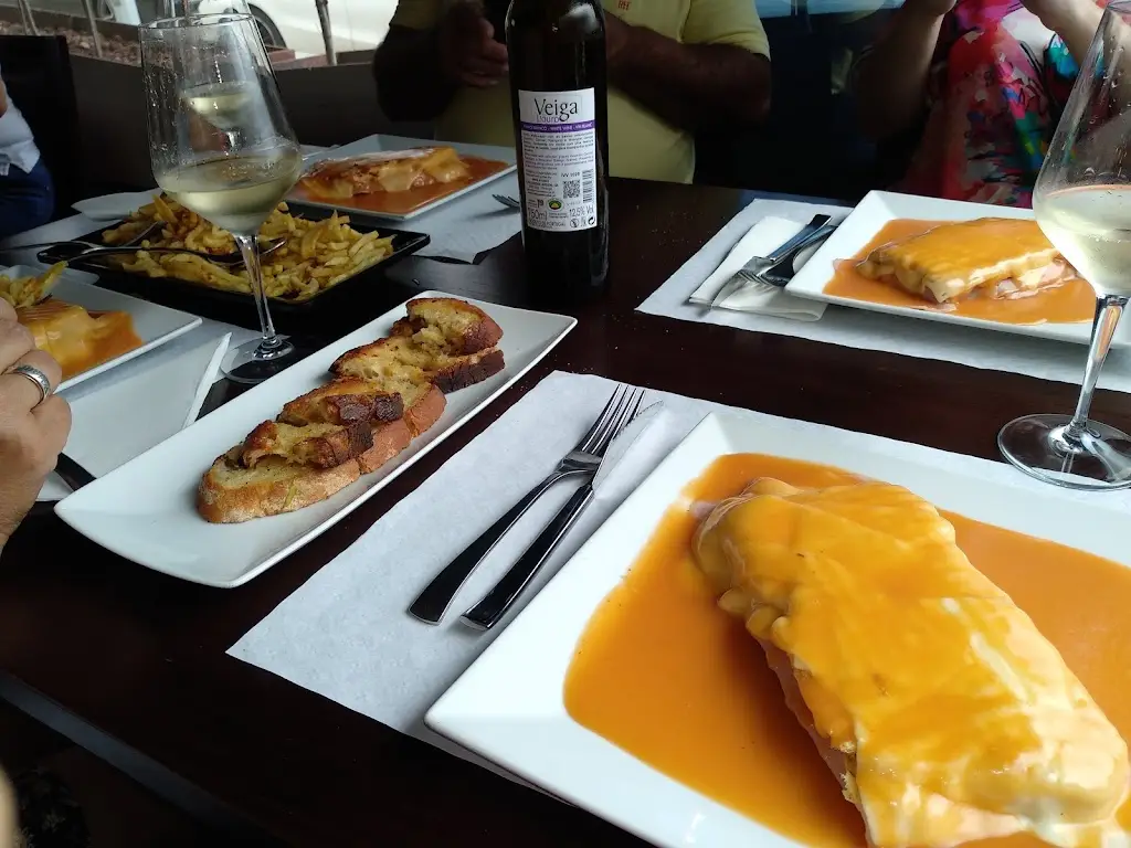 Mauro Araújo_Brasa_Macedo de Cavaleiros_recensione