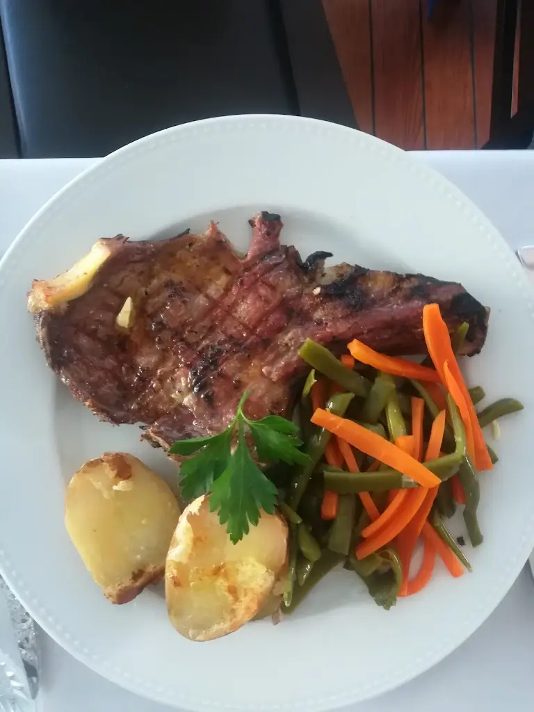 Joaquim Pimenta_Brasa_Macedo de Cavaleiros_recensione