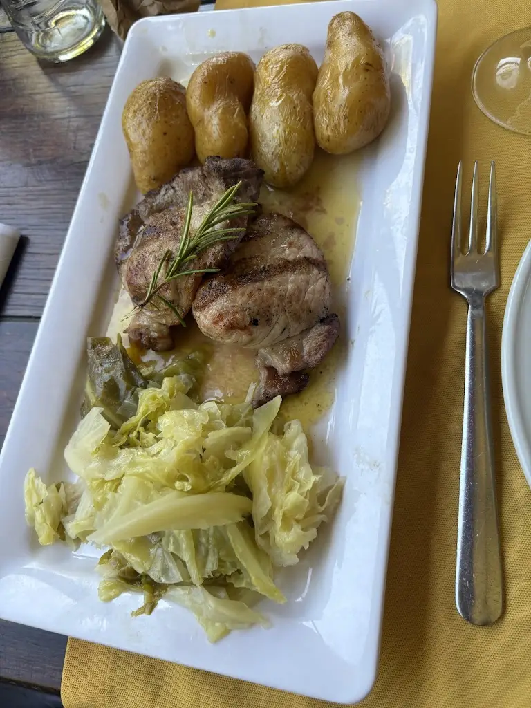 Restaurante Dona Antónia_Macedo de Cavaleiros_slider_image_3