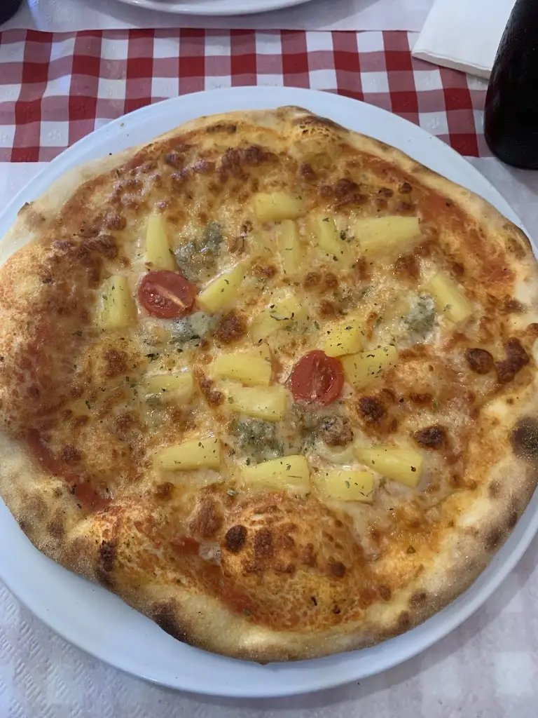 Rafael Darque_Di Roma_Macedo de Cavaleiros_review