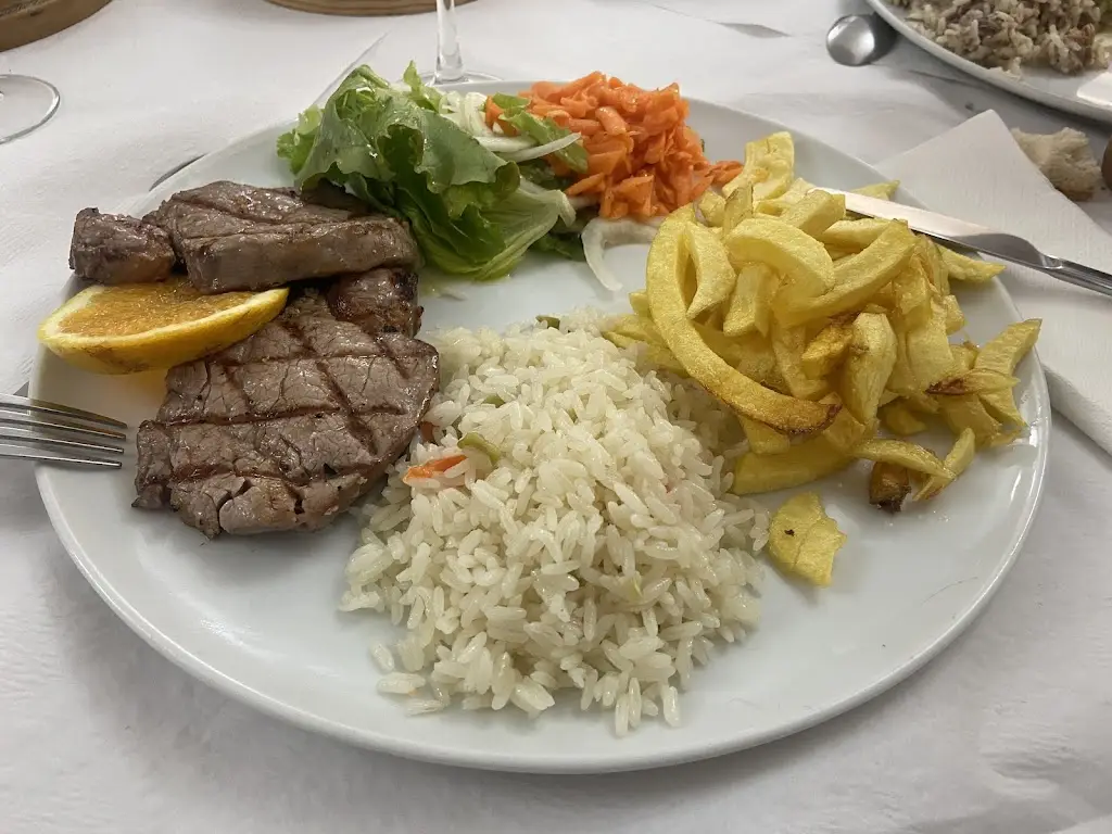 Sofía CM_Cantinho Da | Espanhola |_Macedo de Cavaleiros_review