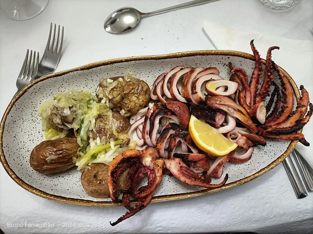 Cantinho Da | Espanhola | ristorante a Macedo de Cavaleiros
