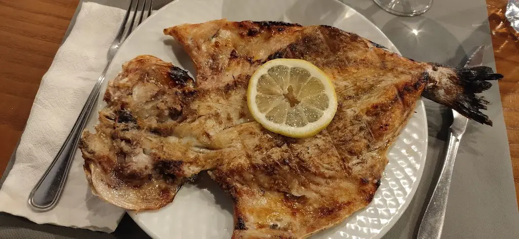 Menu_Capricho restaurante_Macedo de Cavaleiros_immagine_4