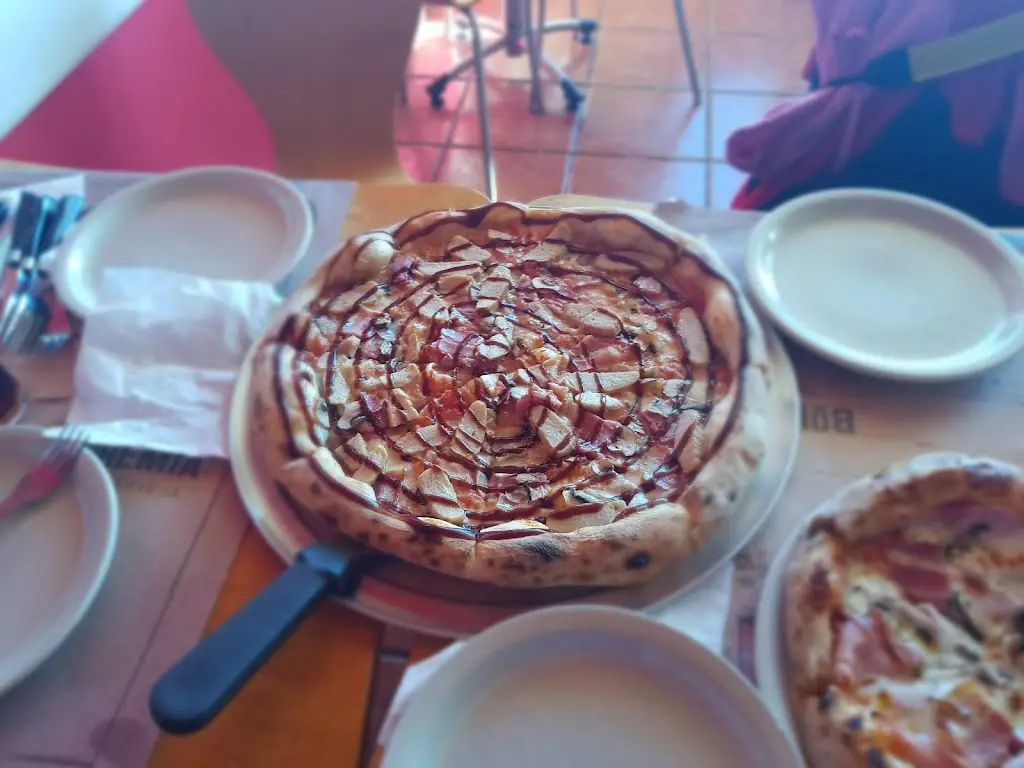 Menu_Pizzaria Gorgonzola_Miranda do Douro_imagen_6