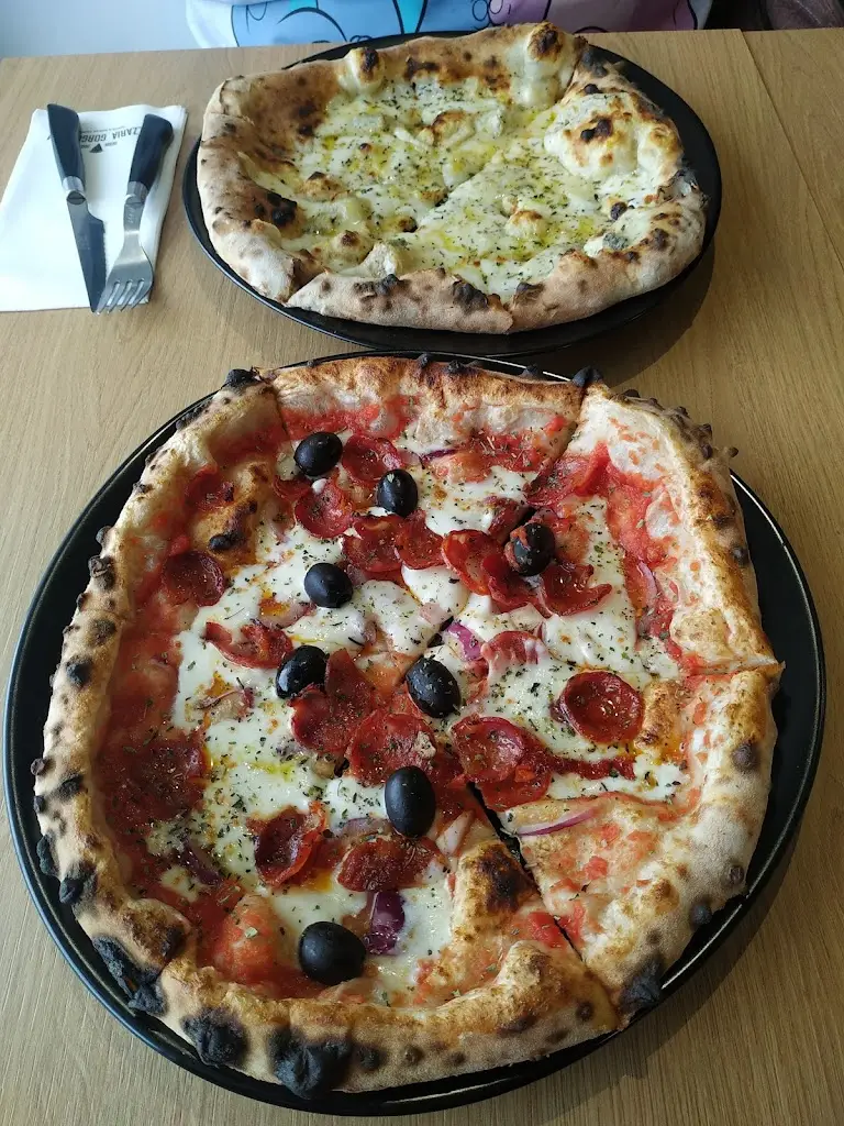 Menu_Pizzaria Gorgonzola_Miranda do Douro_imagen_9