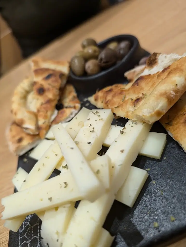 VLP 2012_Pizzaria Gorgonzola_Miranda do Douro_reseña