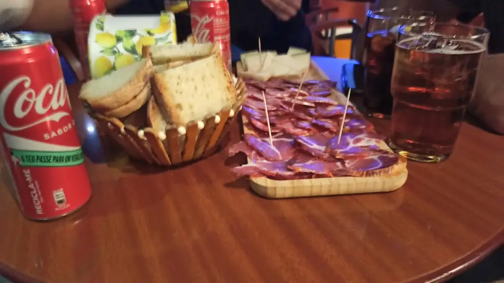 Santiago Blaman_Rochedo Bar_Miranda do Douro_review