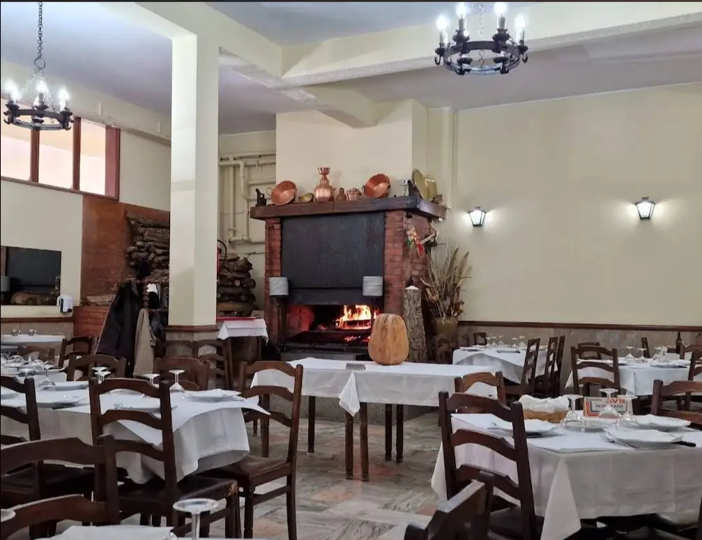 A Lareira ristorante a Mogadouro