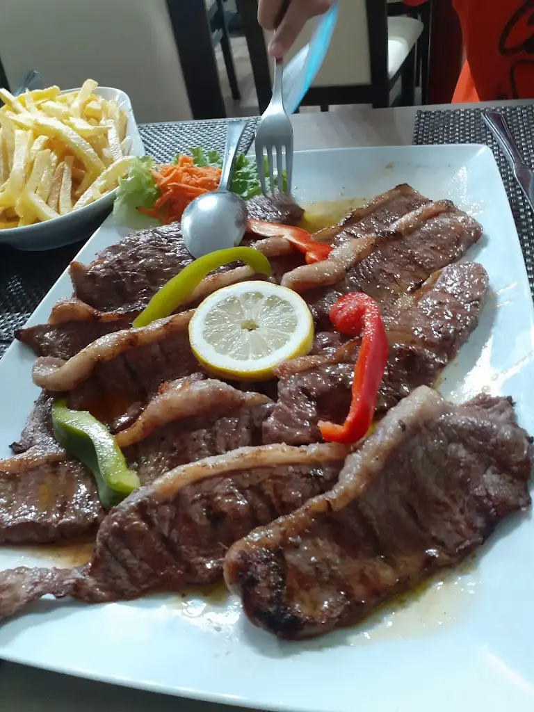 Menu_Restaurante Primavera_Mogadouro_immagine_9