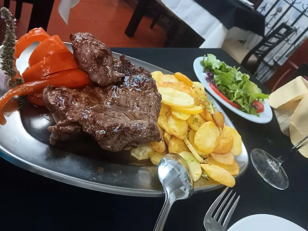 Restaurante Estoril_Mogadouro_slider_image_3