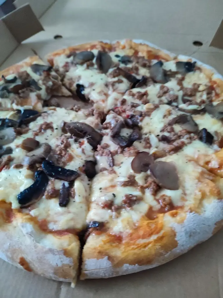 James Day_Pizzaria Trigo Azul_Horta_recensione