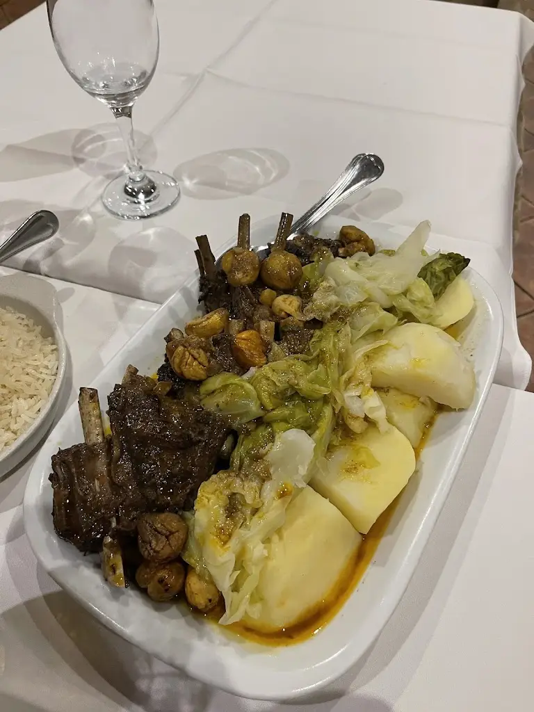 Restaurante Os Lázaros_Vila Flor_slider_image_2