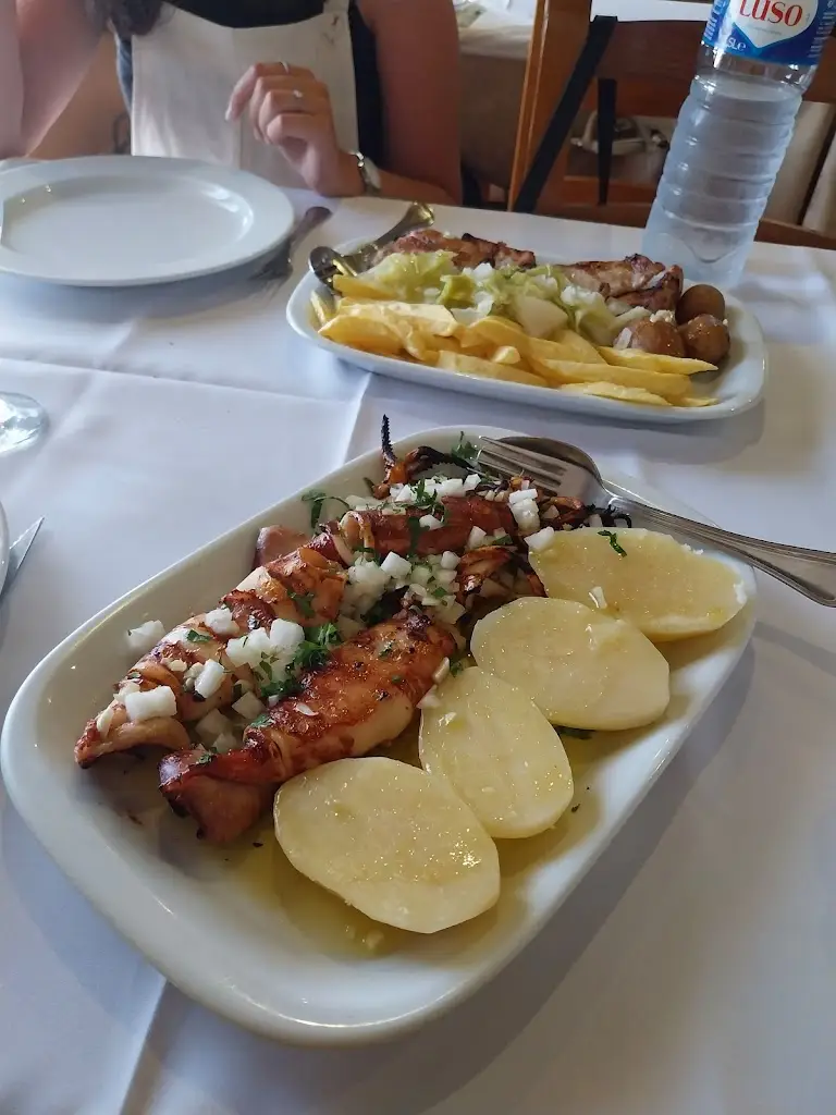 Restaurante Os Lázaros_Vila Flor_slider_image_3