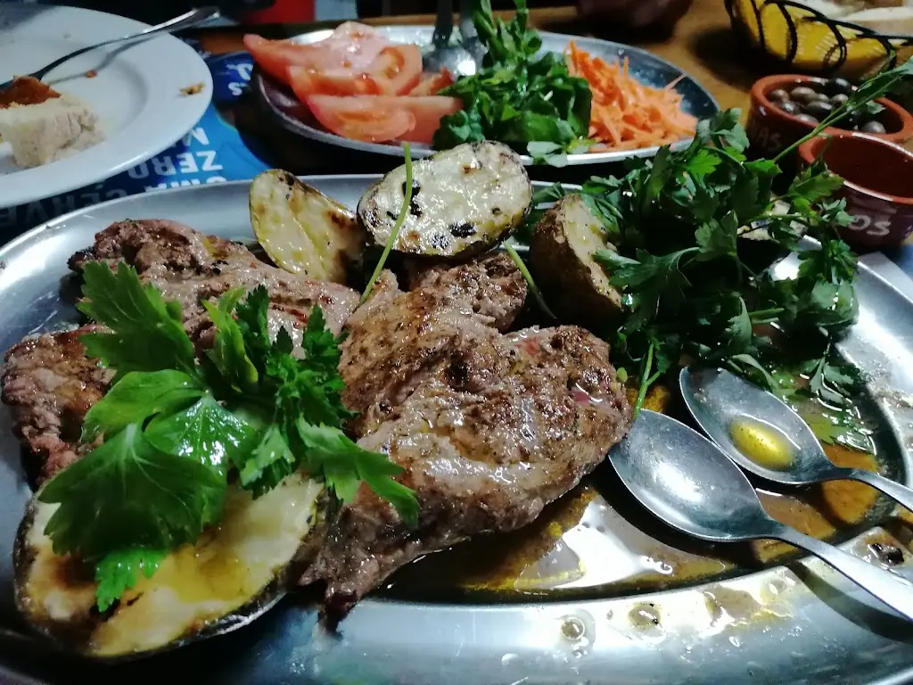 Vhc_Adega do Ti Carlos_Vila Flor_reseña