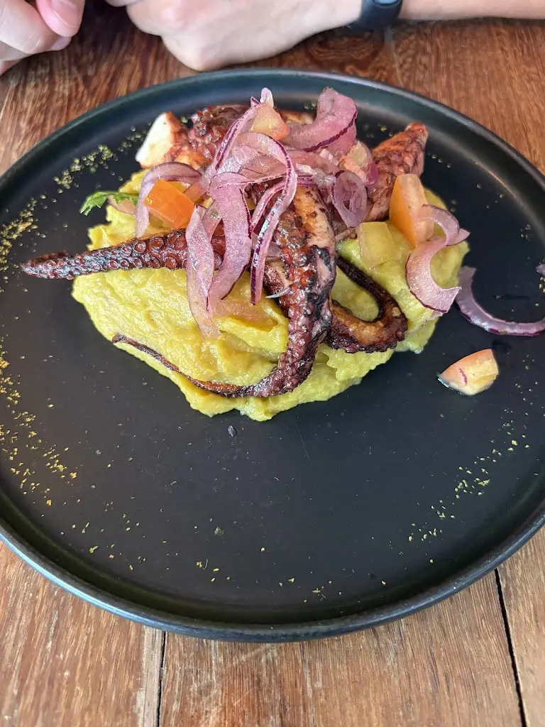 Lucie Malá_Gastro bar Príncipe_Horta_review