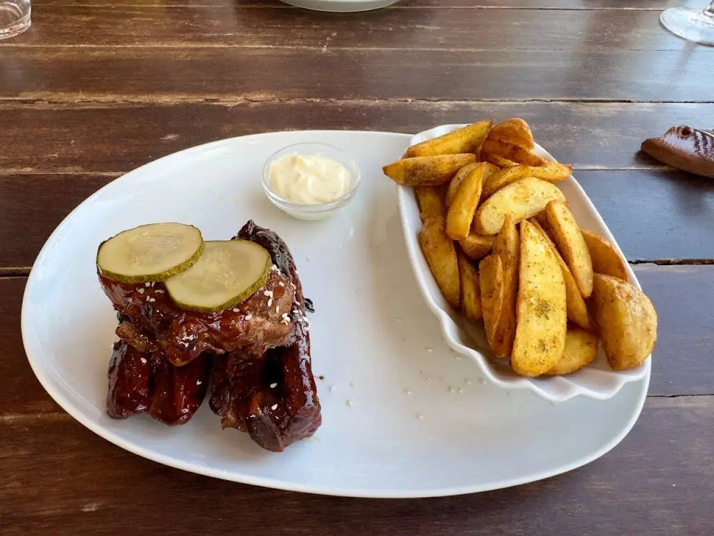 Catarina Lazareva_Gastro bar Príncipe_Horta_review