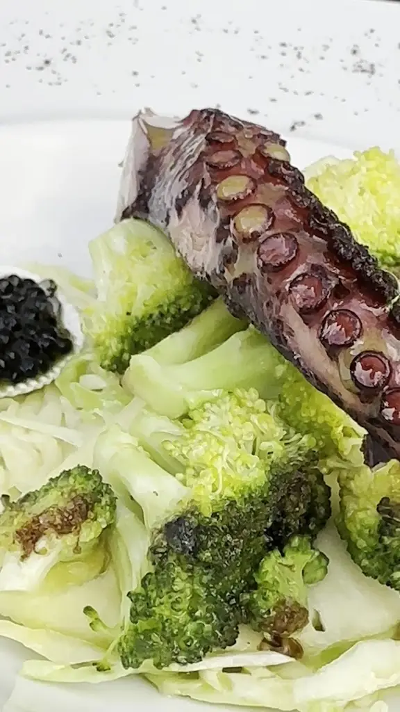 Gastro bar Príncipe_Horta_slider_image_2