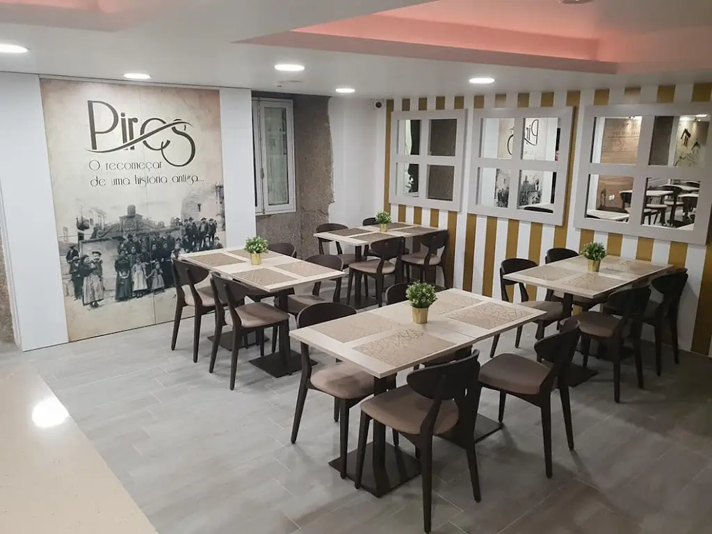 Cafe Pizzaria Pires ristorante a Vimioso