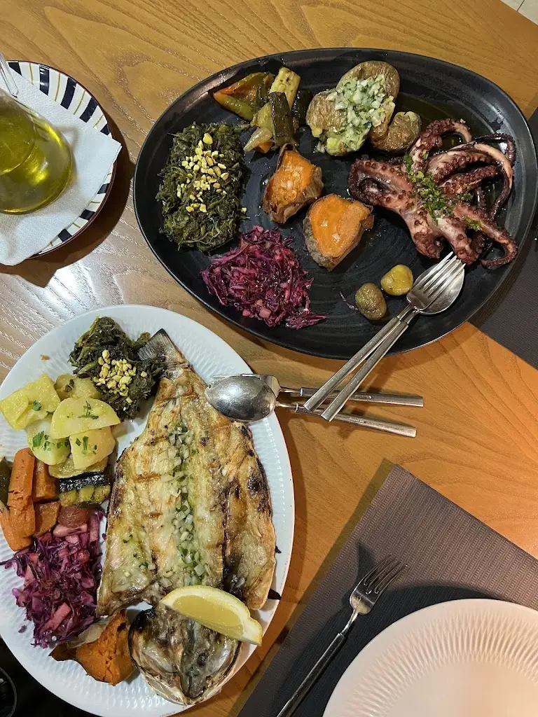 N. Nihan Parlak_Rosina_Bragança Municipality_recensione