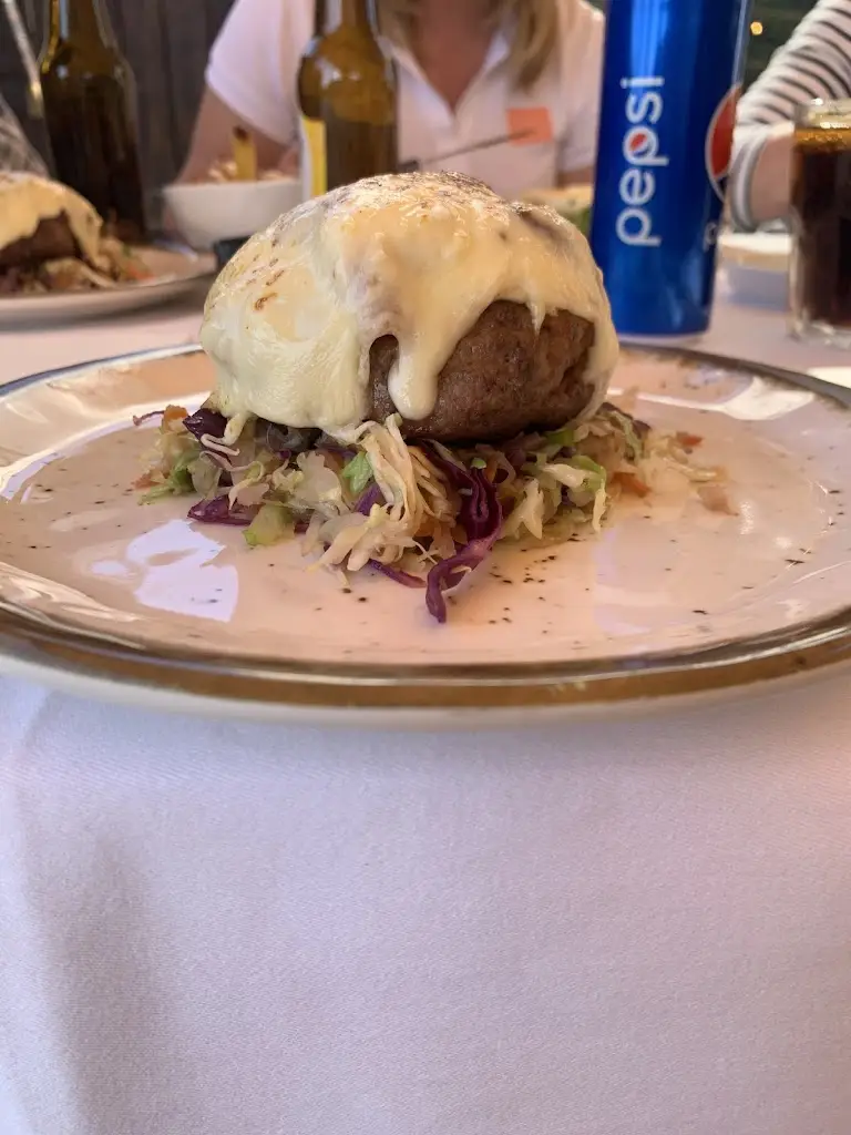 Gabriel Sarbu_Taberna do Javali_Bragança Municipality_reseña