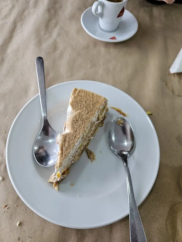 Pedro Carreiras_O Abel_Bragança Municipality_reseña