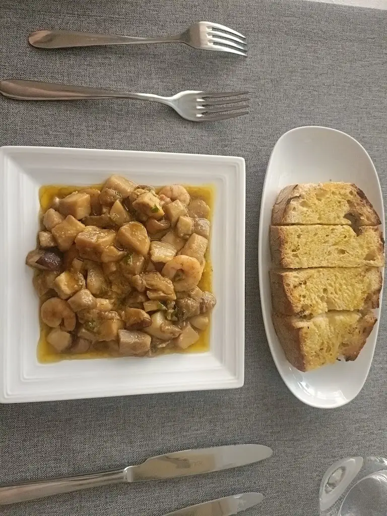 Yahia Ragae_Restaurante Rochedo - Bragança_Bragança Municipality_review