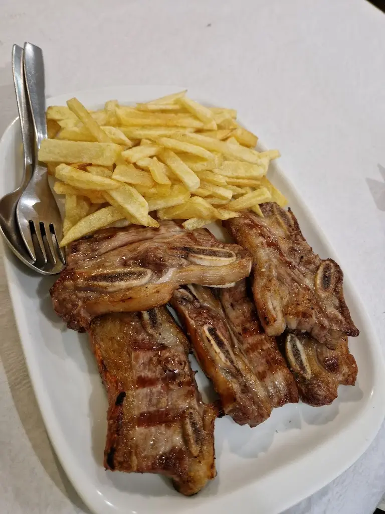 Rita Martins_AKAPOUR_Vinhais_recensione