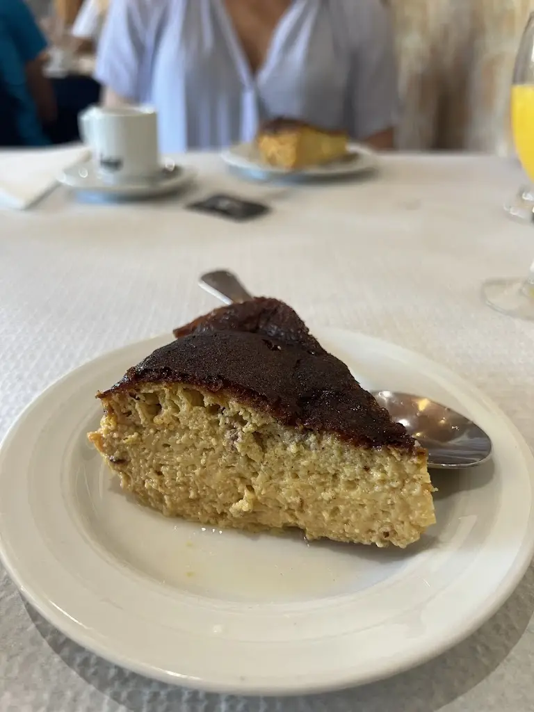 Catarina Bernardo_O Gostinho da Aurora_Proença-a-Nova_reseña