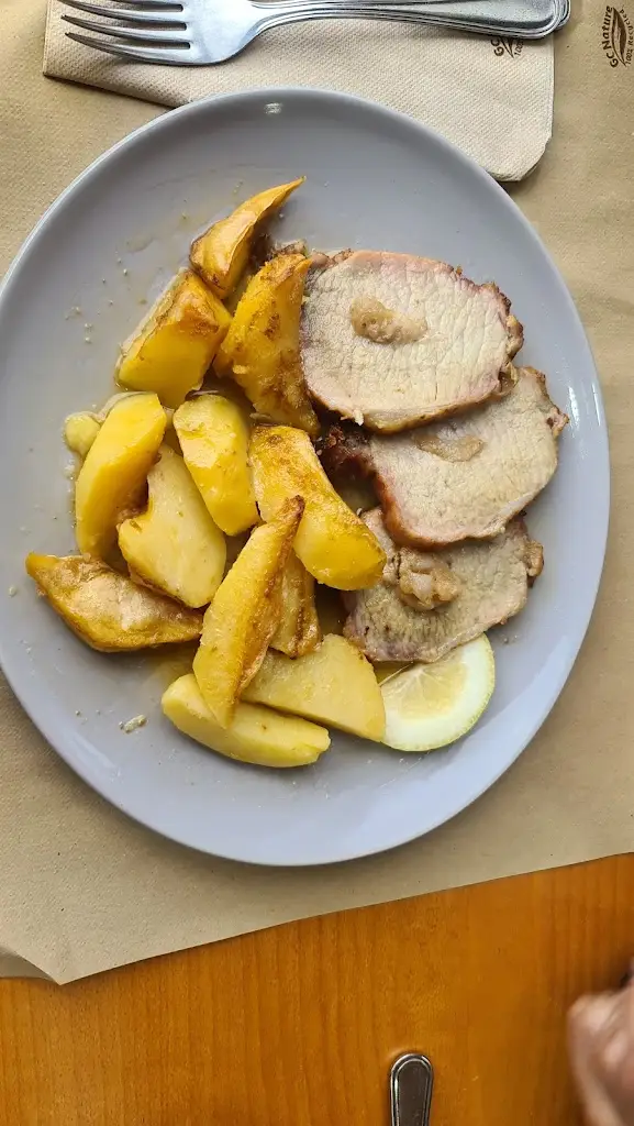 Pages of my Passport_Tasquinha da Vila_Vila de Rei_review