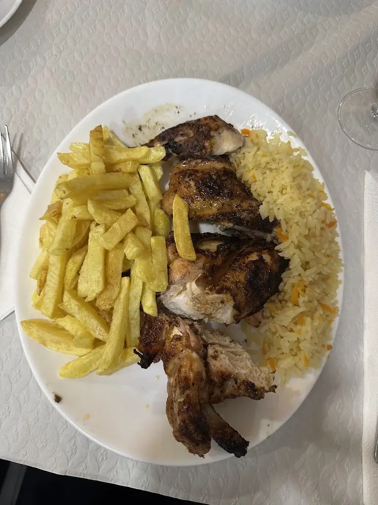 LadyRenée_Churrasqueira Central_Vila de Rei_recensione