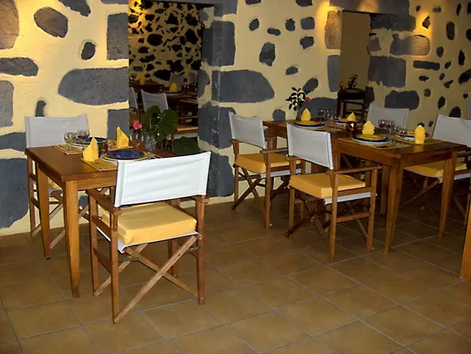 Restaurante Casa do Rei_Lajes das Flores_slider_image_1