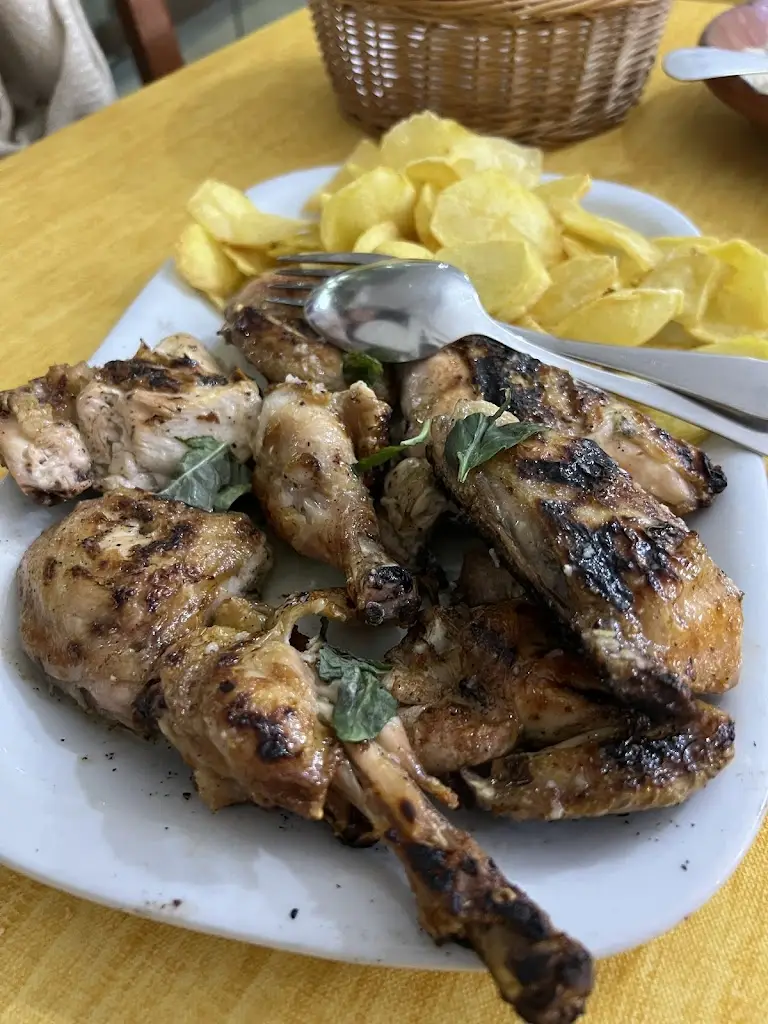 Adam Polizzi_Churrasqueira D'Avó_Mirandela_review