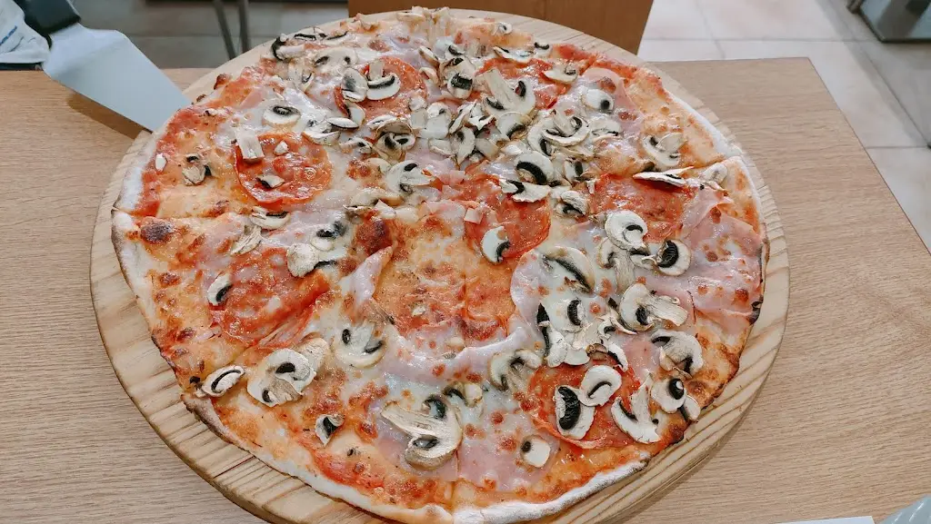 Menu_Pizzaria Romana_Mirandela_immagine_8